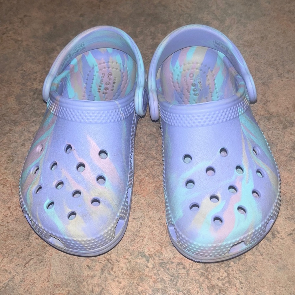 Toddler size 8 crocs